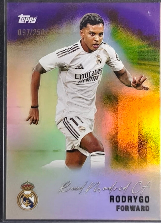 Rodrygo Purple Rainbow Foil /250 #29 – 2025-26 Topps Real Madrid Team Set